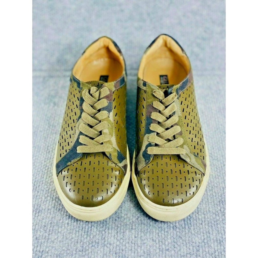 GILI Lace-up Perforated Sneaker Adalie Willow - Size 9.5M